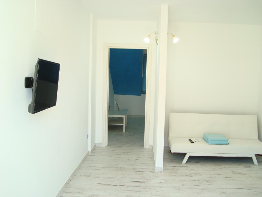 Guest House Mare E Luna Fiumefreddo Bruzio Exteriör bild